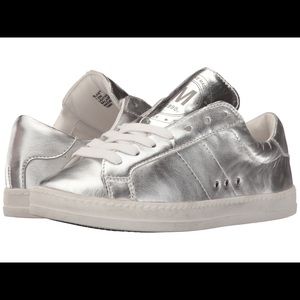 Steve Madden Blast Silver Sneakers NWOT